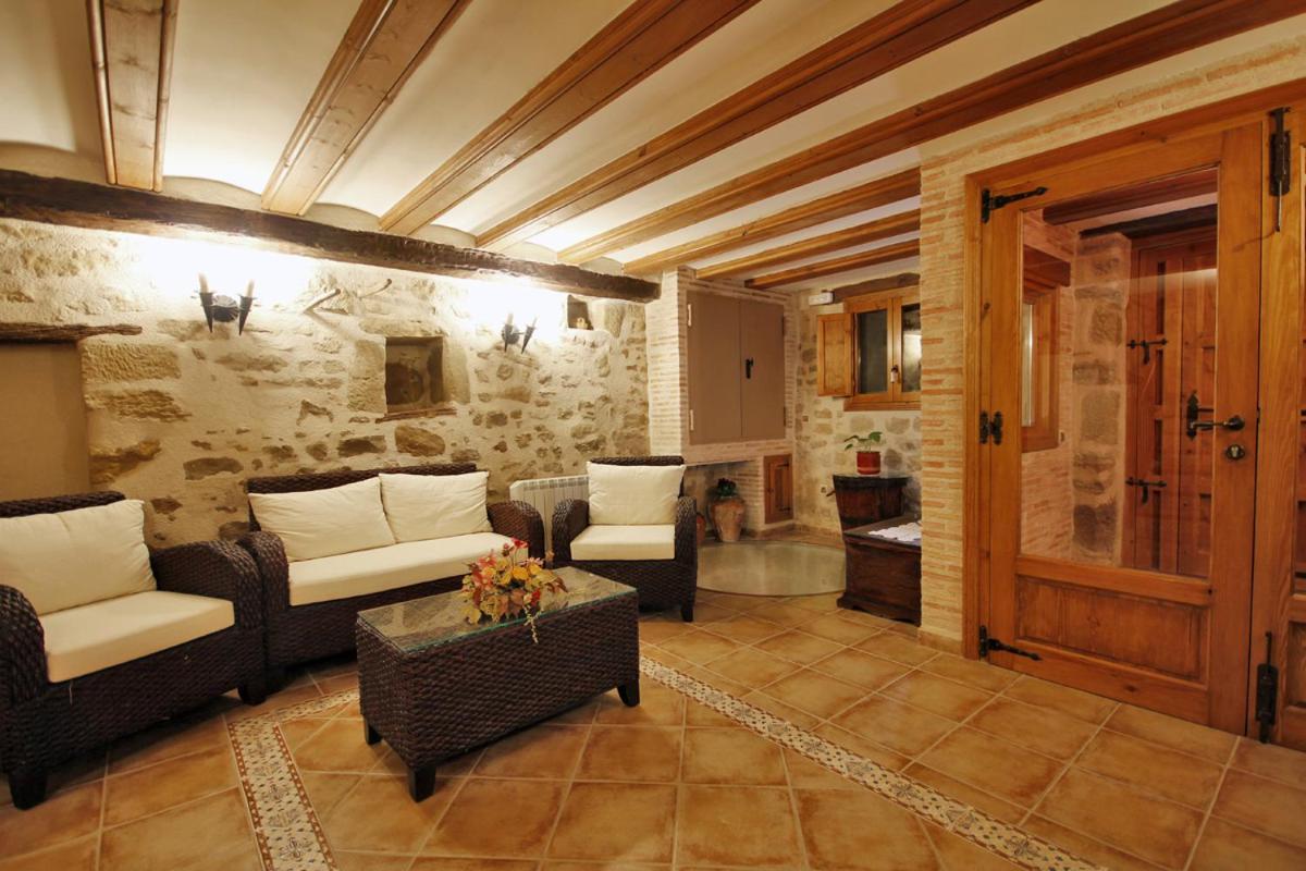 Apartament Santa Agueda *