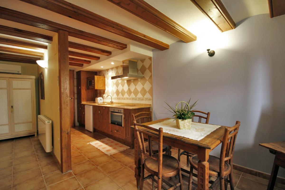 Apartament Santa Agueda *